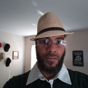 Meet your Posher, Earl